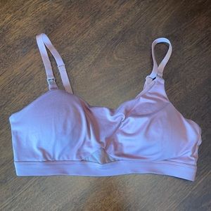 Auden medium nursing bra in mauve lightly lined